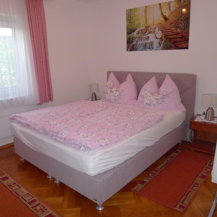 Ferienwohnung Kusternik Velden am Wörthersee Esterno foto